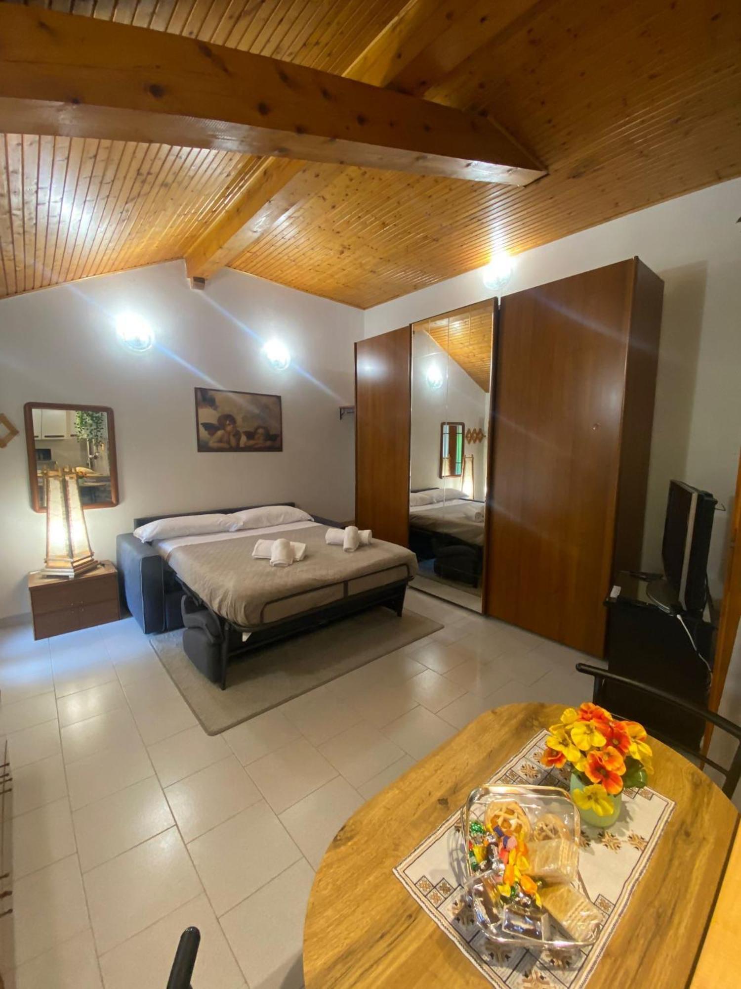 La Corte Dei Torri Loft On The Lake Oliveto Lario エクステリア 写真